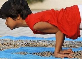 世界上最年幼的瑜伽教练